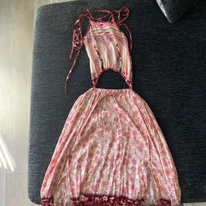 Super cute pink and maroon boho dress, size M